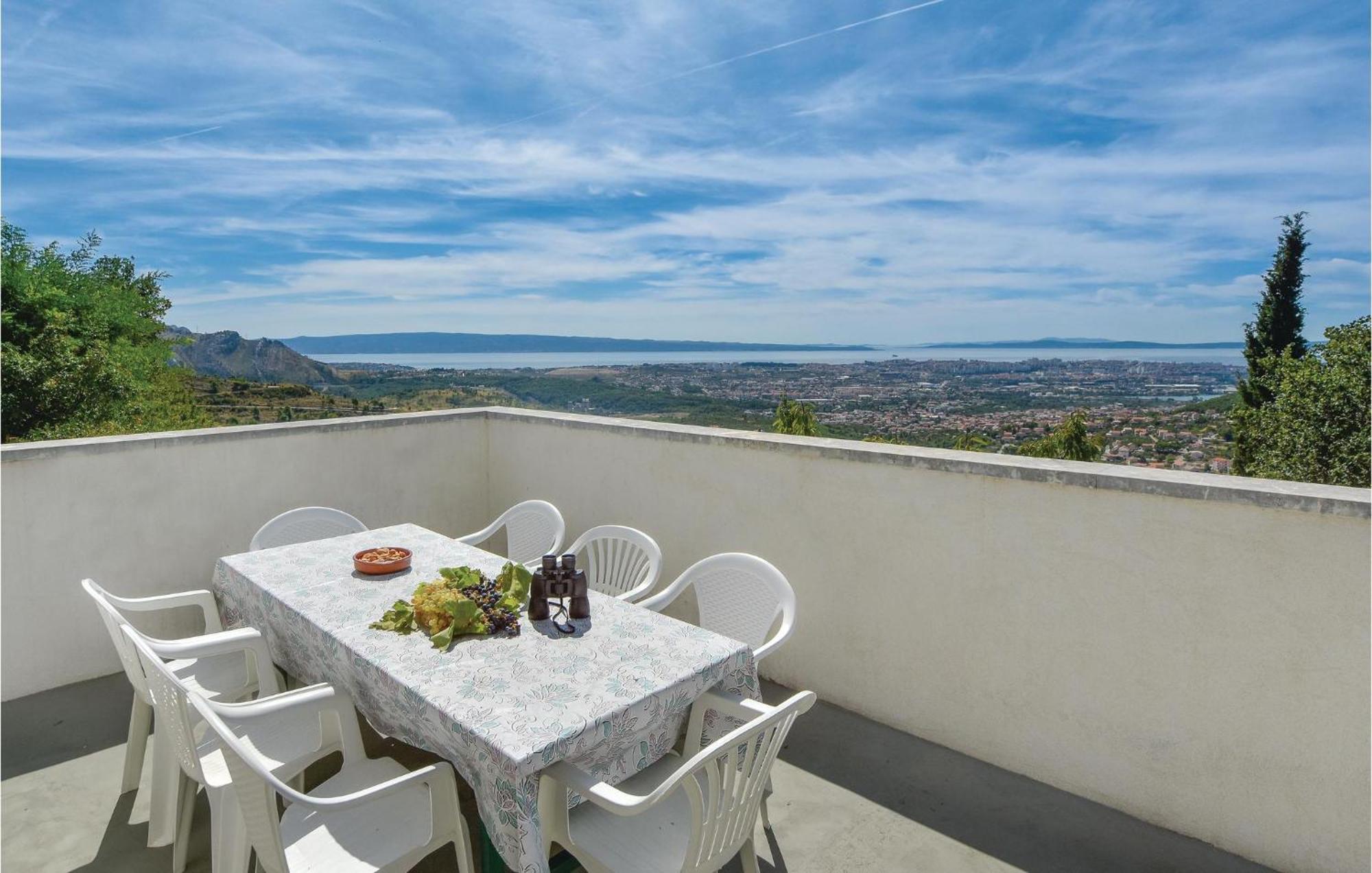 Gorgeous Home In Klis With Wifi Bobani Exterior foto