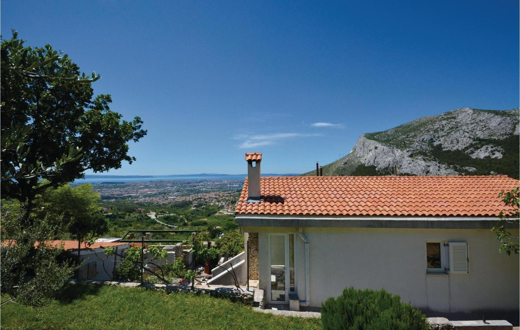 Gorgeous Home In Klis With Wifi Bobani Exterior foto