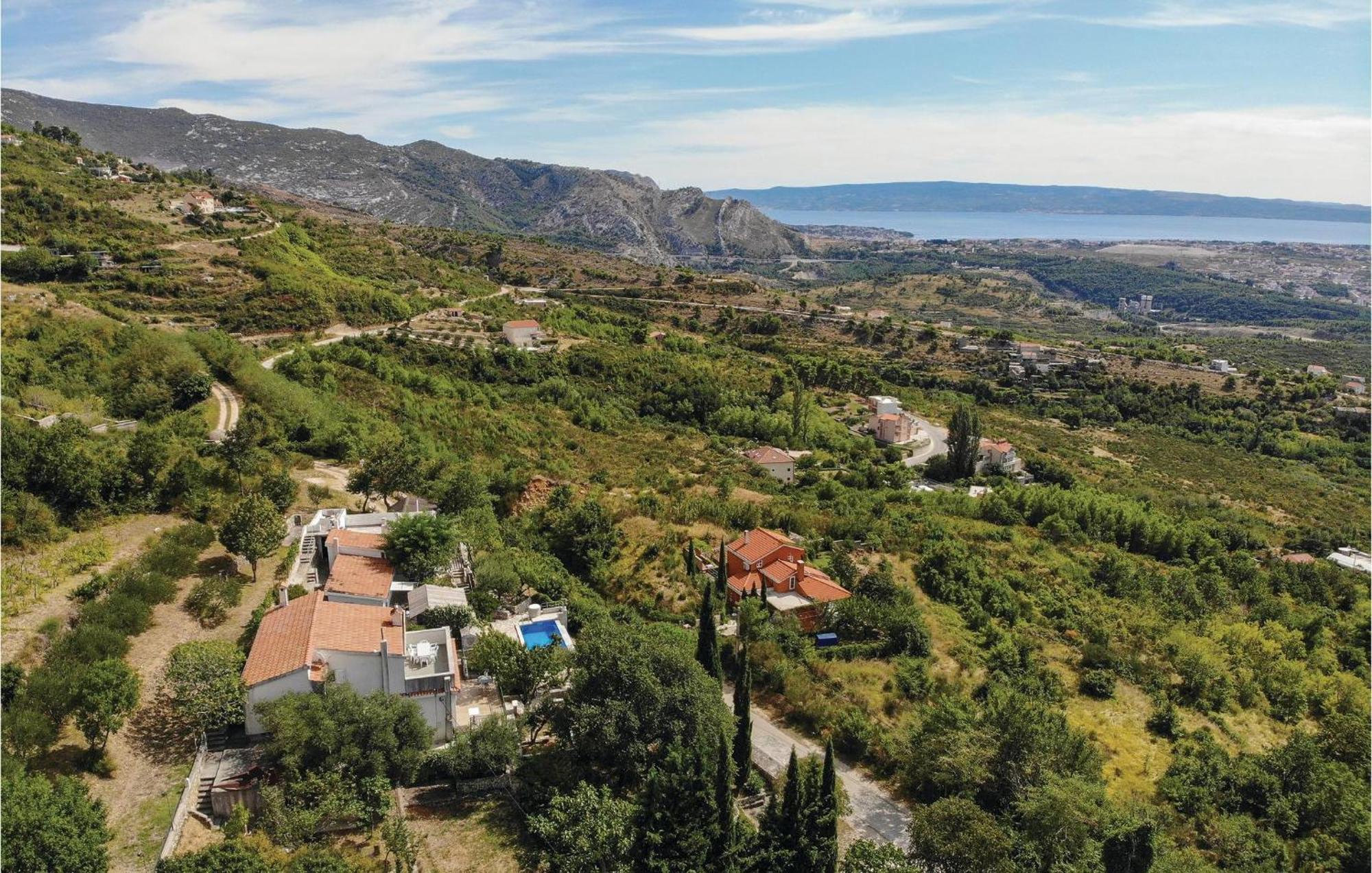 Gorgeous Home In Klis With Wifi Bobani Exterior foto